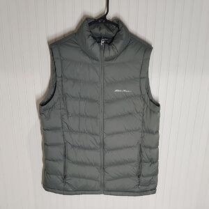 Women's Green Eddie Bauer Puffer Vest